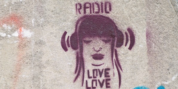 Τα ραδιόφωνα που «αγαπούν» οι ακροατές (και οι διαφημιστές)