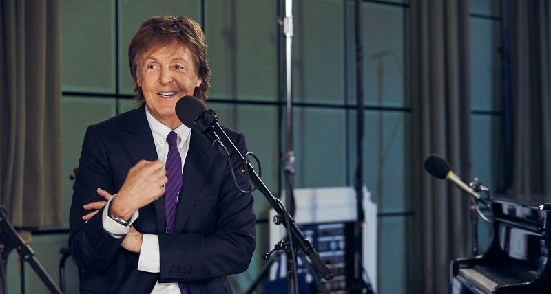 Καλλιτέχνες καλούν τον Boris Johnson ν' αυξήσει τα δικαιώματα στο streaming