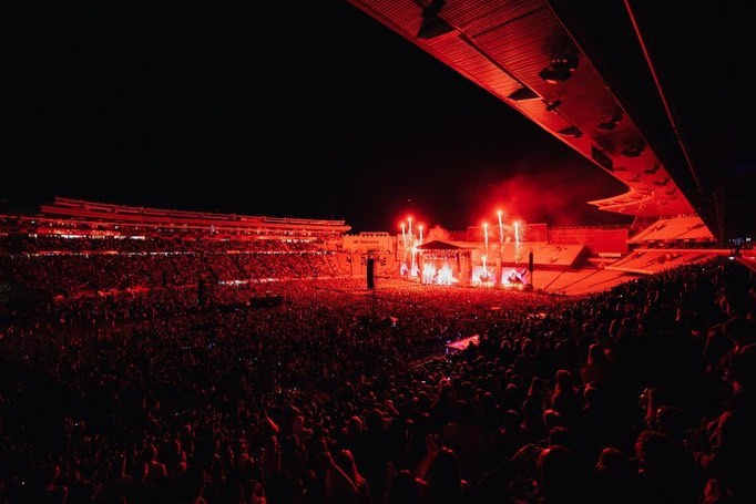 Συναυλία με 50.000 θεατές πραγματοποιήθηκε στη Νέα Ζηλανδία