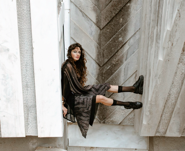  Η Σίλια Κατραλή στη σκηνή του Σταυρού του Νότου 