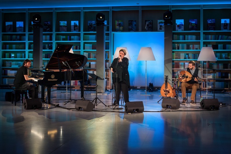 Αυτό το Σαββατοκύριακο βλέπουμε ξανά τη συναυλία της Δήμητρας Γαλάνη