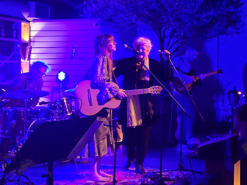 Μαρία Παπαγεωργίου – Τάνια Τσανακλίδου: Μια μαγική συνύπαρξη