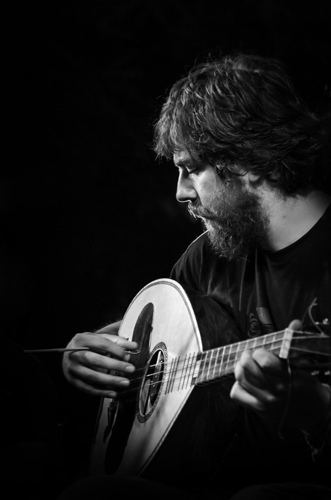  Ο Γιώργης Μανωλάκης στην Μουσική Σκηνή Σφίγγα