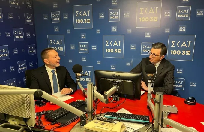 Πρώτος αλλά με απώλειες ο ΣΚΑΪ 100.3, το 2024