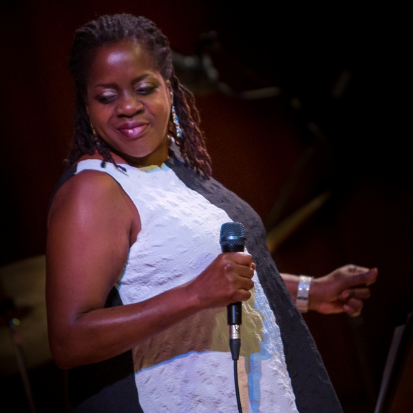 H Carla Cook στο Half Note