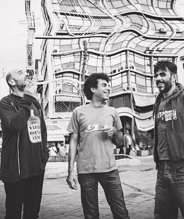 Υπόγεια Ρεύματα, Magic De Spell και Δημήτρης Μητσοτάκης στο Faliro Summer Theater