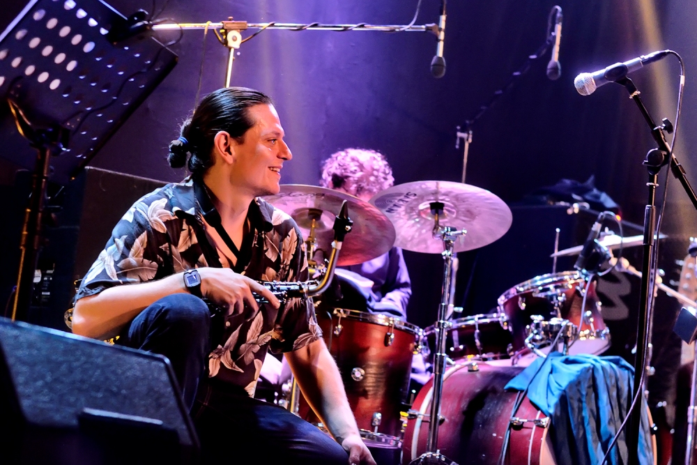 Ο σαξοφωνίστας και συνθέτης Γιάννης Κασέτας στην Afrikana