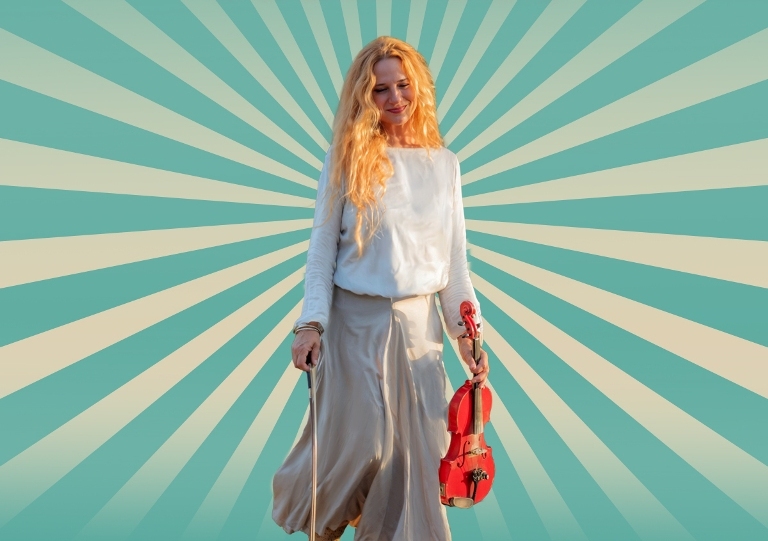 Η Ευανθία Ρεμπούτσικα στο Παλλάς