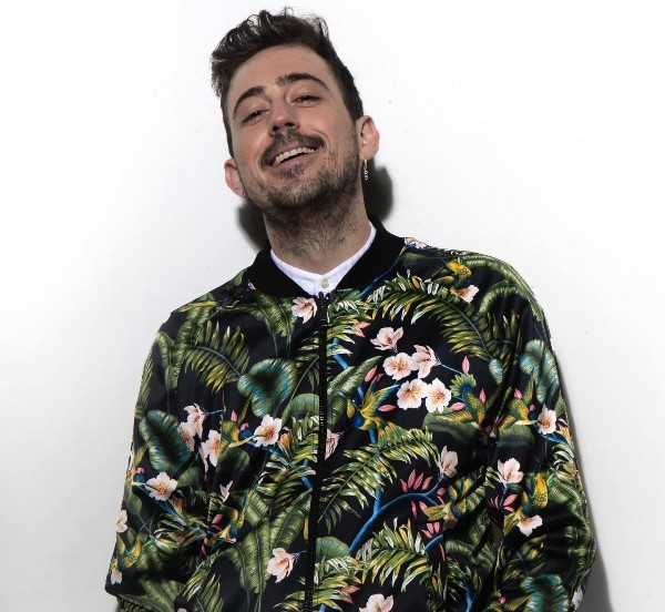 Ο Σπύρος Παρασκευάκος επιστρέφει  στη σκηνή του Faust