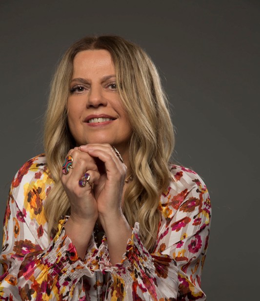 Η Ελένη Τσαλιγοπούλου στο Ευριπίδειο Θέατρο Ρεματιάς