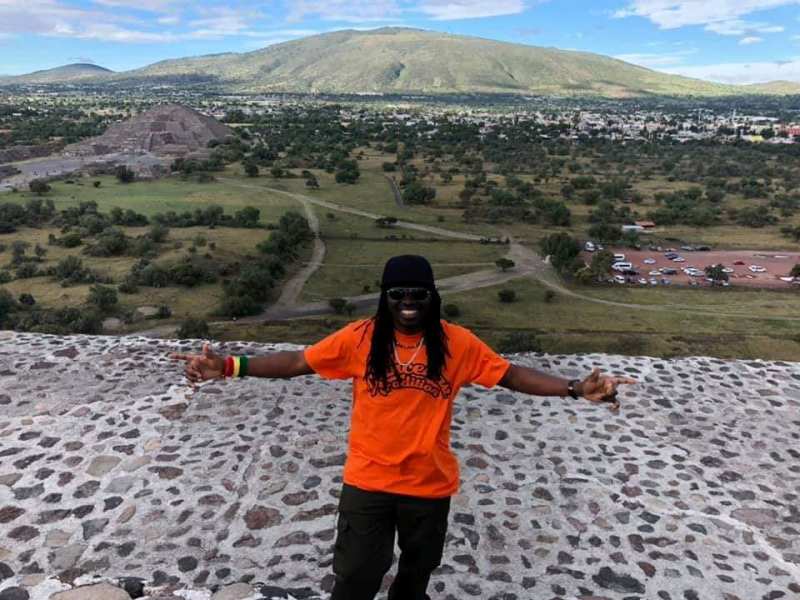 O El Fata στο An Club