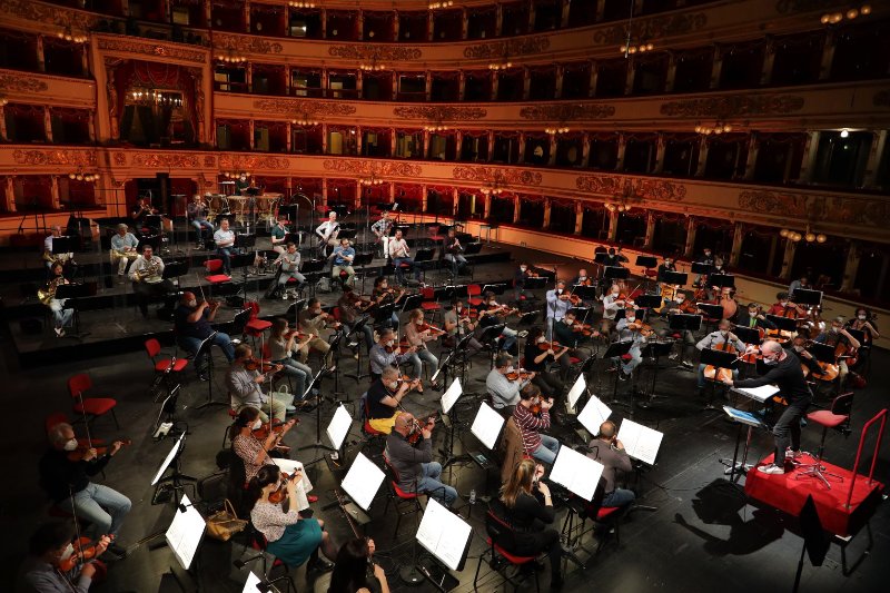 Ανοίγει ξανά η Σκάλα του Μιλάνου