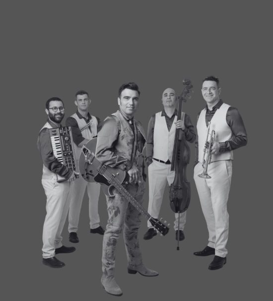 Οι Swingin' Cats στο Gazarte Roof Stage