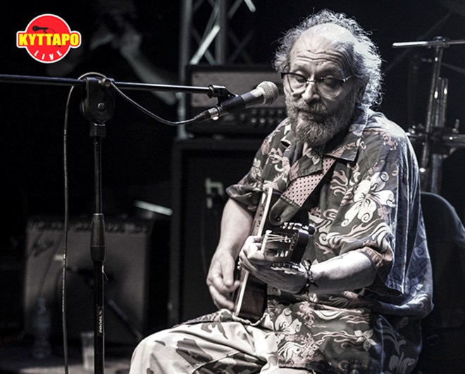 Μήτσος Πουλικάκος και οι «Γεια σου Τάκη» στο Κύτταρο