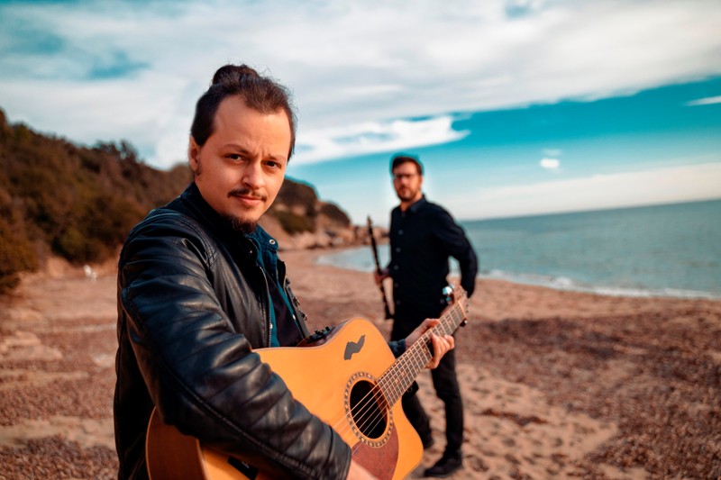 «Μια μάνα» Οι Ρεβάνς παρουσιάζουν το νέο τους τραγούδι