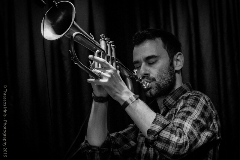 Ο Ανδρέας Πολυζωγόπουλος στο Half Note