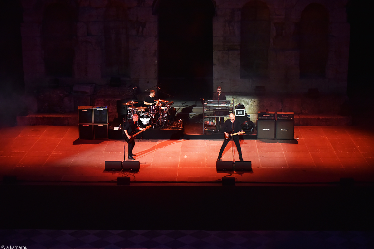 Πήγαμε, είδαμε τους Stranglers στο Ηρώδειο