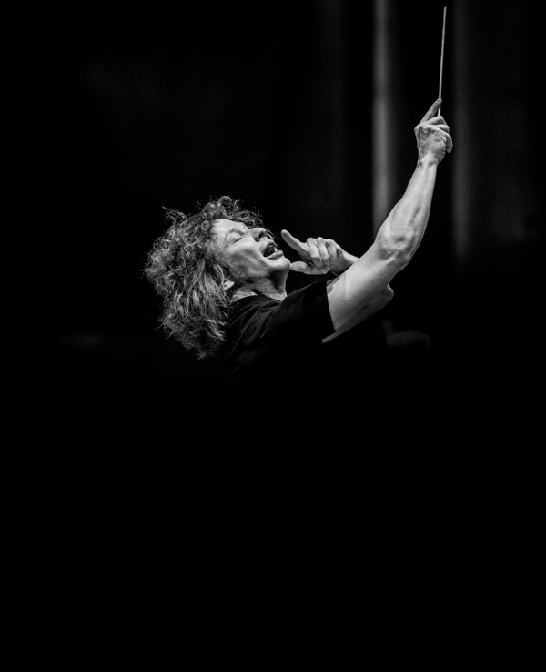 Η Philharmonia Orchestra στο Μέγαρο Μουσικής