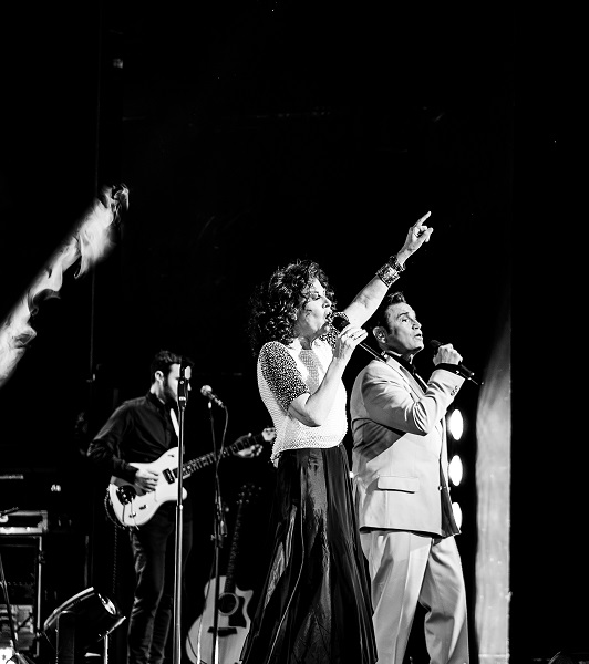 Ακυρώνεται η συναυλία της Ελευθερίας Αρβανιτάκη και του Μάριου Φραγκούλη στον Λυκαβηττό