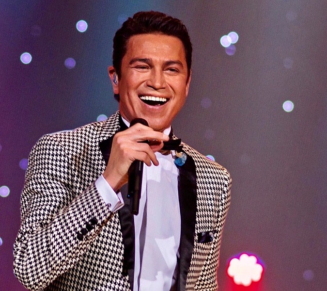 «BLUE SKIES» πάνω από το Ηρώδειο