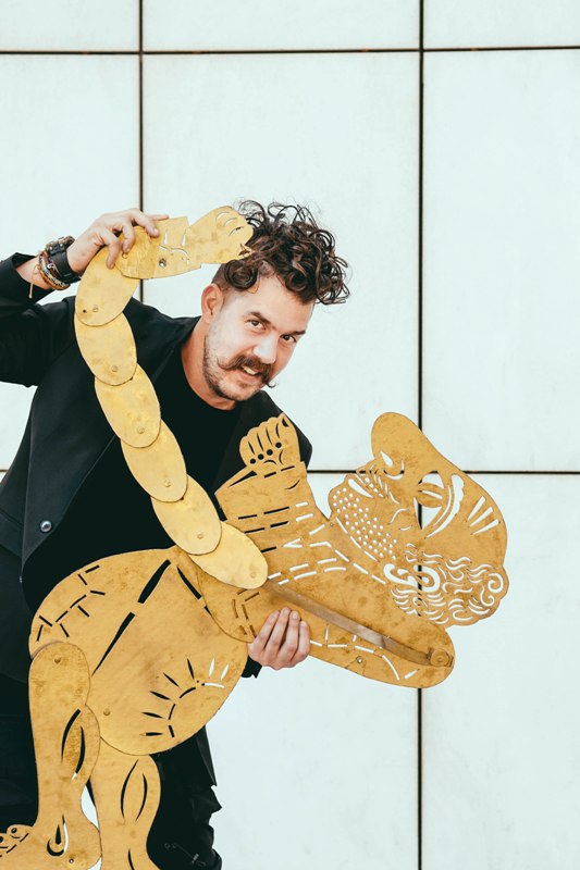 «Τα Χριστούγεννα του Καραγκιόζη  στη Σκάλα του Μιλάνου»