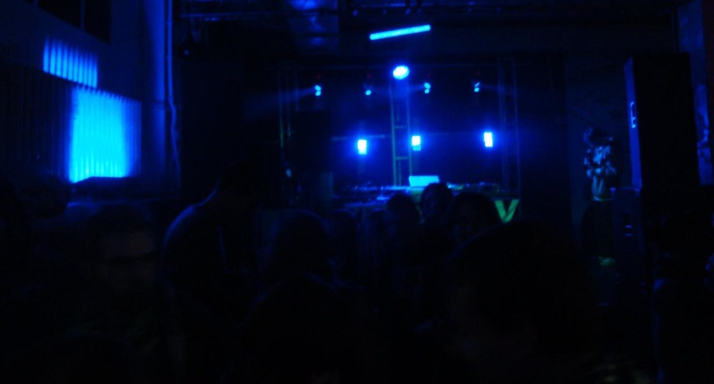 «Καταστρέφεται η βιομηχανία της διασκέδασης»