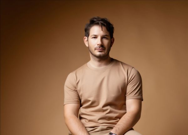 Νέος αγγλόφωνος δίσκος για τον Γιώργο Περρή 