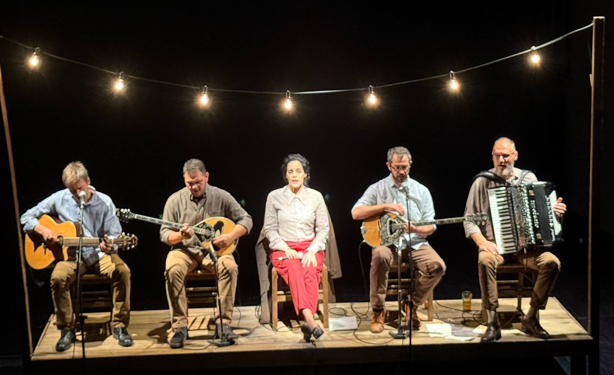 Πήγαμε, είδαμε «Τα τραγούδια της Σωτηρίας» με τη Χριστίνα Μαξούρη