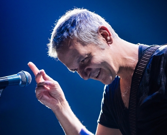 Απόψε: Ο Χρήστος Θηβαίος σε live streaming από το Σταυρό του Νότου