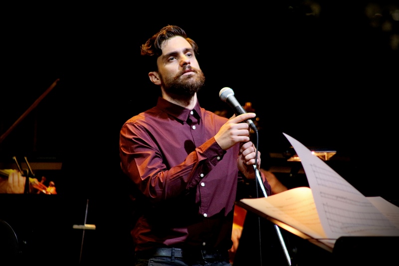 Ο Παναγιώτης Λάμπουρας στο six d.o.g.s 