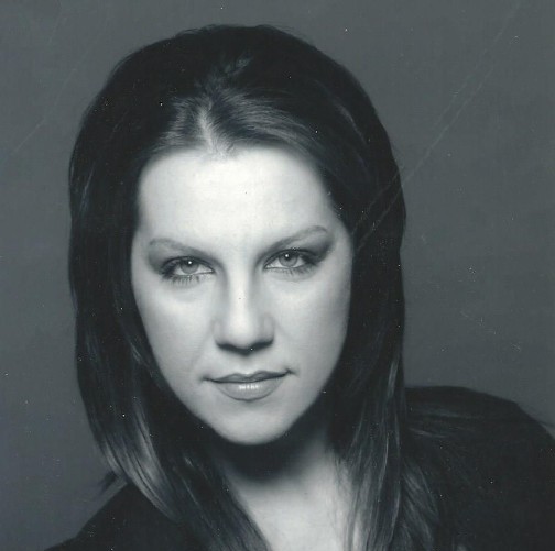 «Οι γυναίκες μαέστροι έχουμε να δώσουμε πολλά στην ερμηνεία εμβληματικών κλασικών έργων»