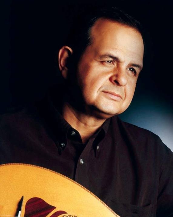 Ο Βαγγέλης Κορακάκης στη Λαϊκή Σκηνή - Κρύπτη