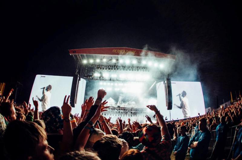 Όταν τα μουσικά φεστιβάλ στηρίζουν τους πρόσφυγες