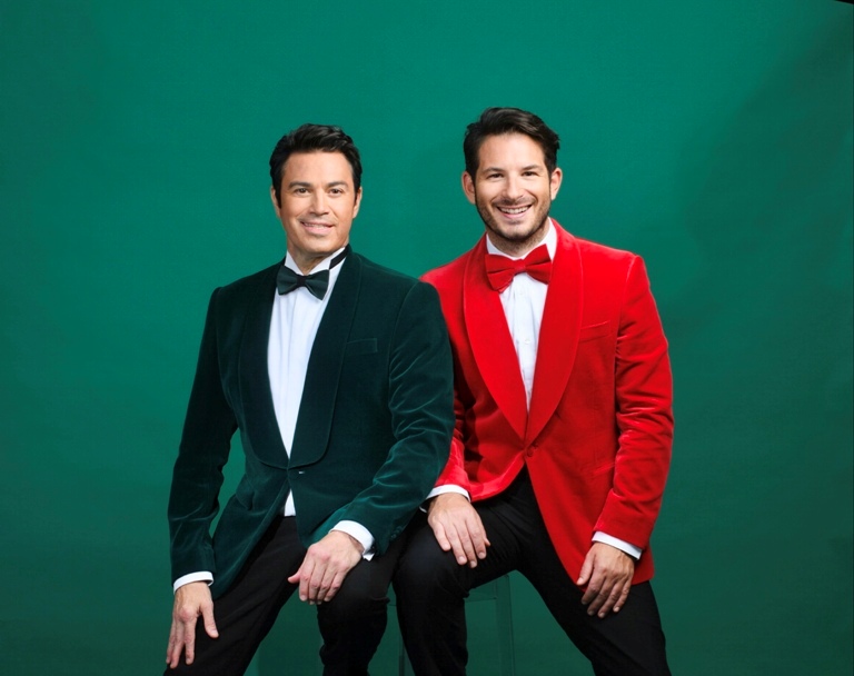 Χριστούγεννα με τον Μάριο Φραγκούλη και τον Γιώργο Περρή