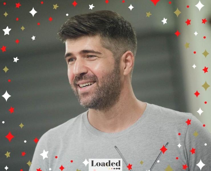 Τι εύχεται ο Θοδωρής Μαυρογιώργης να φέρει ο Άγιος Βασίλης;