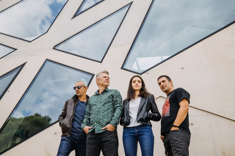 Ποιοι είναι οι Amnesia Pills;