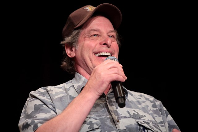 Ακυρώθηκε συναυλία του Ted Nugent στην Αλαμπάμα λόγω των τρανσφοβικών σχολίων του μουσικού