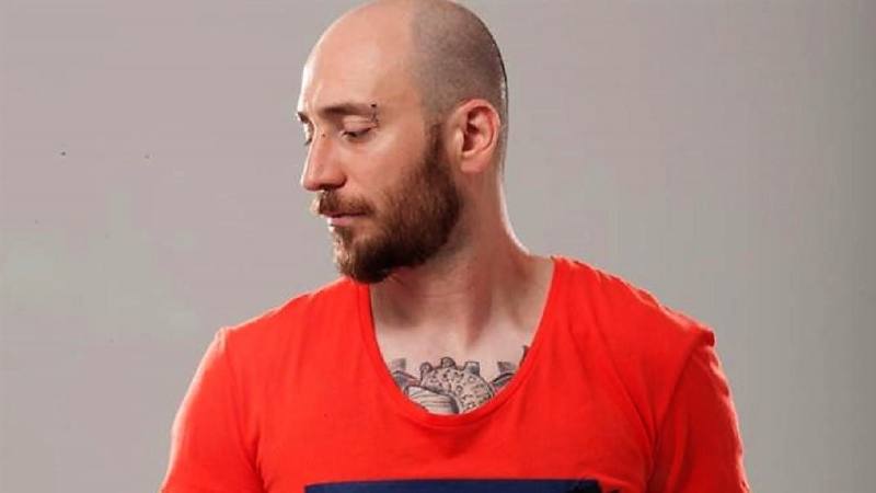 «Μακάρι»: Νέο τραγούδι και videoclip από τον Κόμη Χ