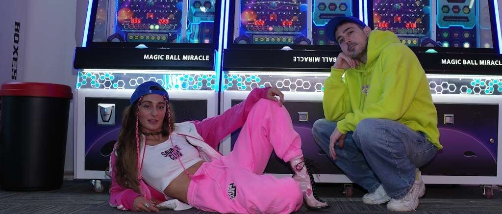 Cilia Katrali & Σπύρος Παρασκευάκος: «Η γενιά μας κάνει θαύματα στα σκοτάδια»