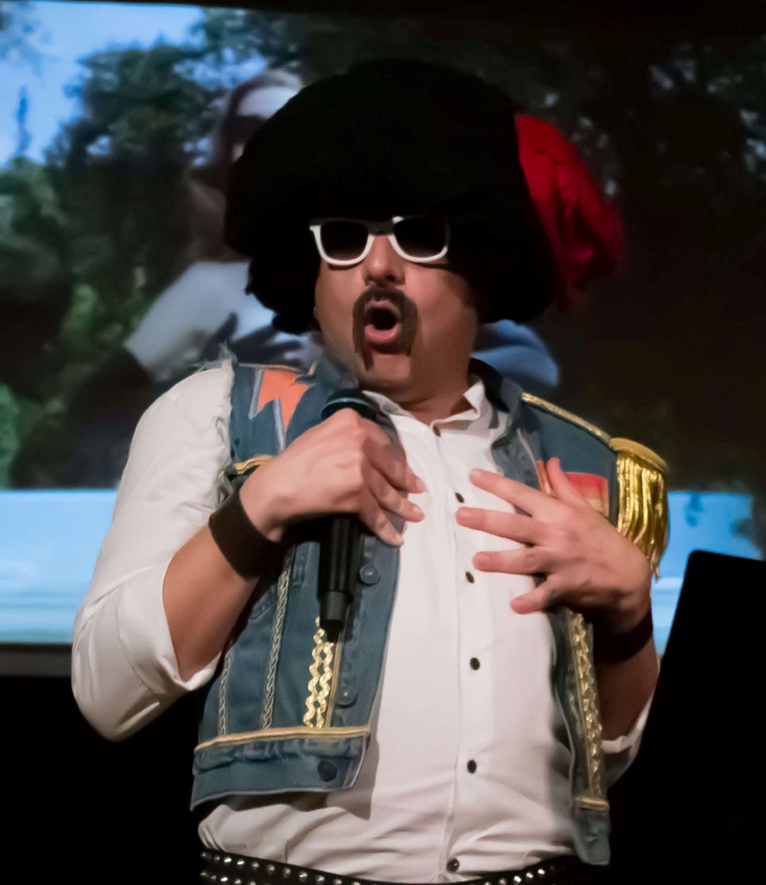 Ο Αποστόλης Μπαρμπαγιάννης στο Κύτταρο