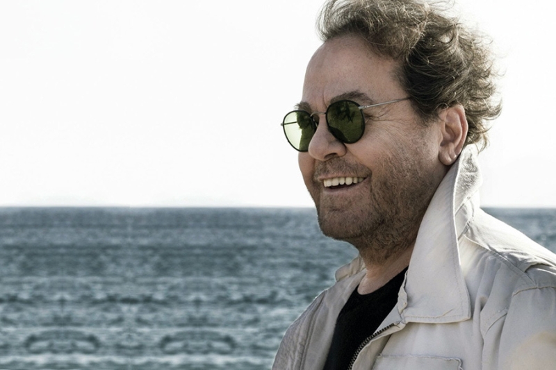 «Εσύ αλλού» και ο Πάριος στο Βεάκειο