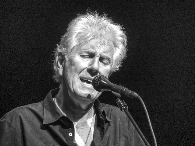 Δείτε το βίντεο για το νέο τραγούδι του Graham Nash «A Better Life»
