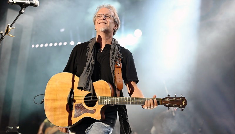 Ο Μίλτος Πασχαλίδης στο Δημοτικό Στάδιο Παλαιάς Φώκαιας