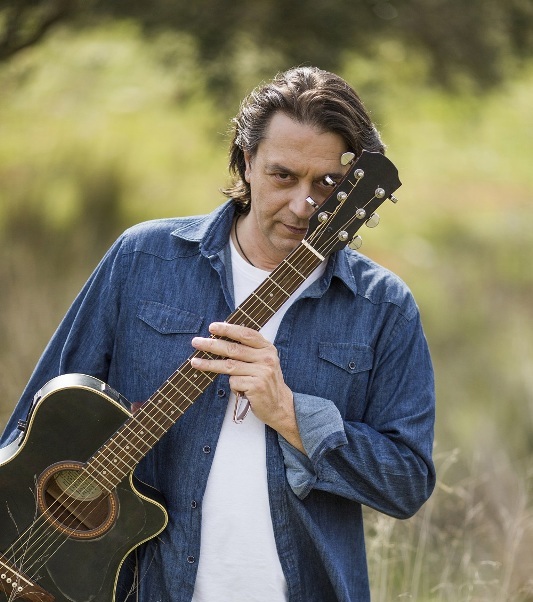 «Όλο το μπλε του Χάρτη»