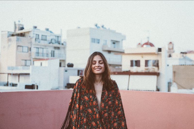 «Αηδόνι Στο Κλουβί» από την Εμμανουέλα Νινιράκη 