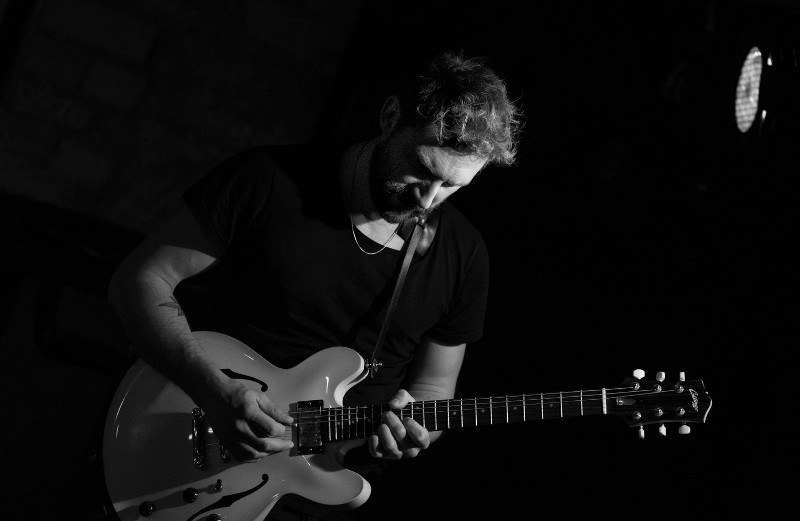 Ο Ανδρέας Χουρδάκης στο Half Note