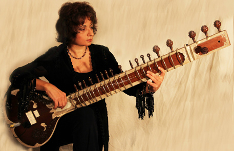 Η Νάνα Σιμόπουλος φέρνει τη World Jazz στον Κήπο του Μεγάρου