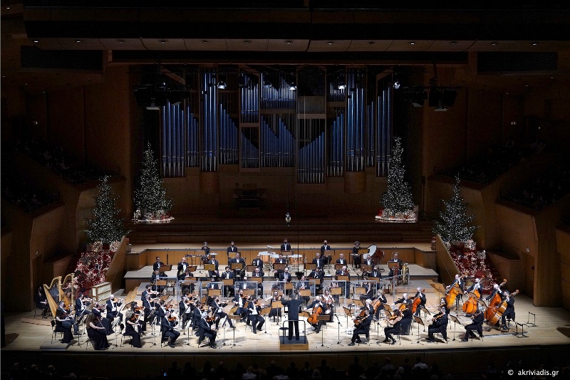 Χριστούγεννα στο Μέγαρο 