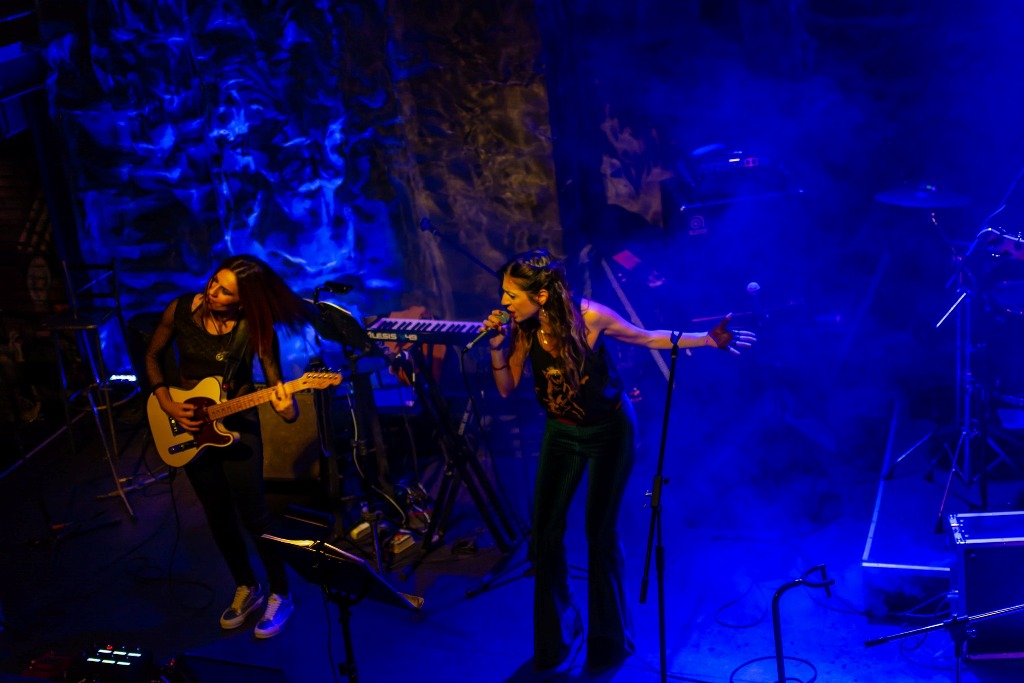 Πήγαμε, είδαμε την Φρόσω Στυλιανού στο Σταυρό του Νότου Club