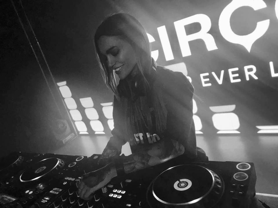 Τι συναυλιακή βραδιά η αποψινή... 